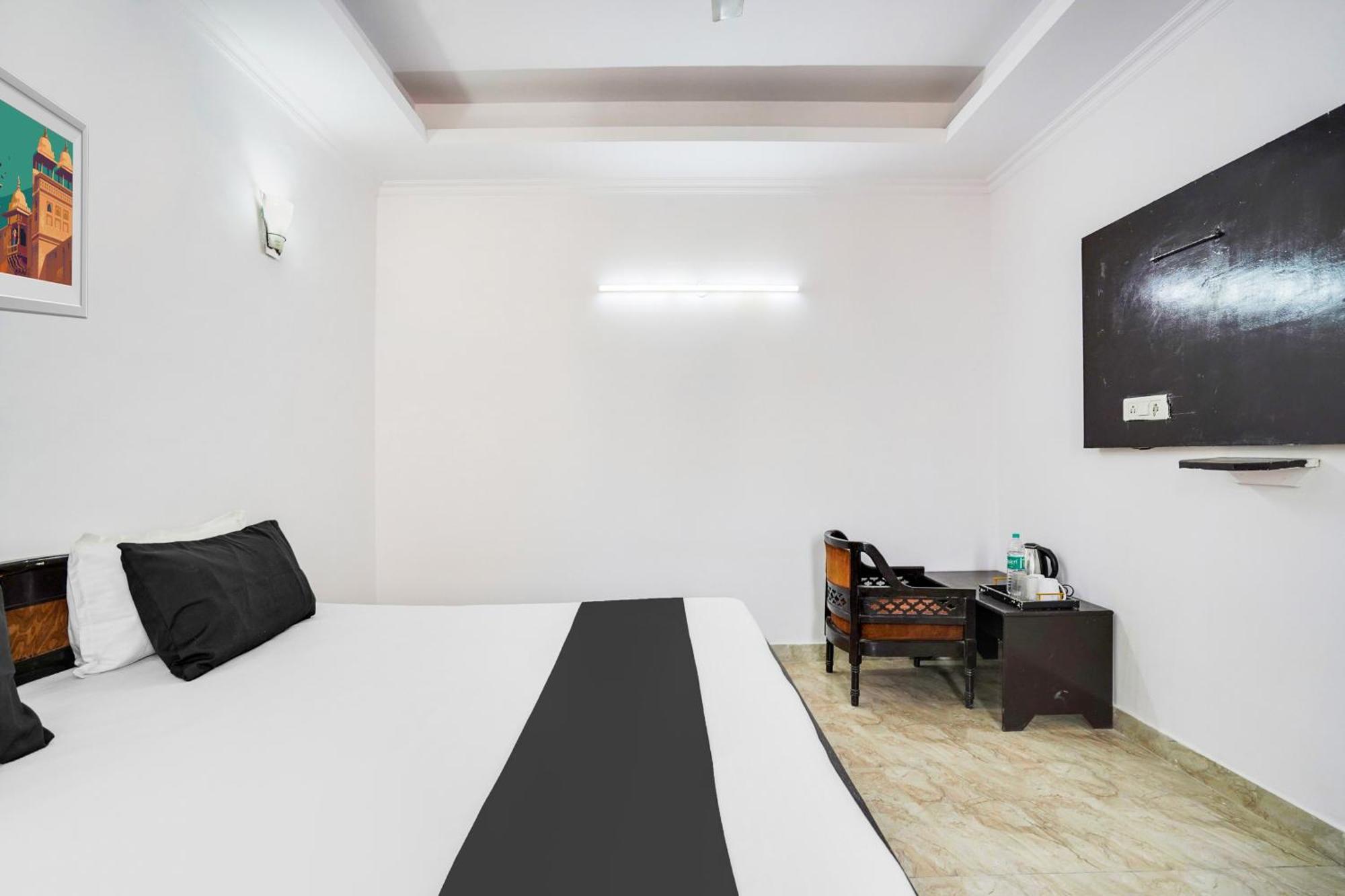 Hotel O Noida Stay Exterior photo