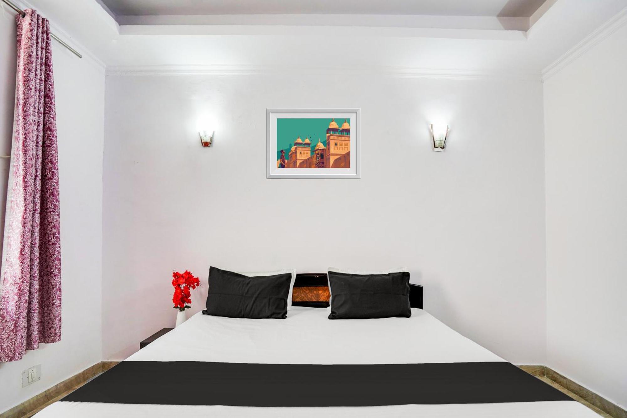 Hotel O Noida Stay Exterior photo